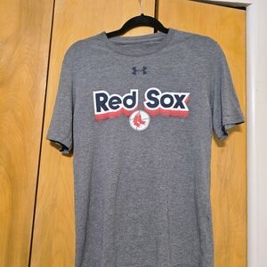 Under Armour Gray Red Sox Short Sleeve Tee